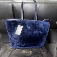 Item thumbnail for item a32cd792-859e-4e75-9355-b0b619b5254b