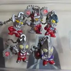 ウルトラマン キーホルダー 6体セット　入浴剤