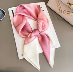 【新品】花柄　ピンク白　大判スカーフ 上品　シルク調 春 母の日 ストール