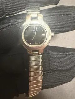 美品　TISSOT ティソ　T055410A デイト　3針　クオーツ腕時計　箱入 美品 TISSOT ティソ T055410A デイト 3針 クオーツ腕時計 箱入 - メルカリ