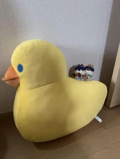 チップandデールぬいぐるみクッション　ディズニー