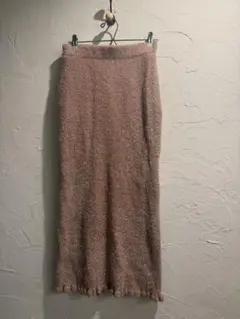 ファー風ピンクタイトスカート