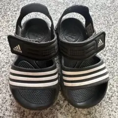 adidas ベビーサンダル ブラック　14センチ