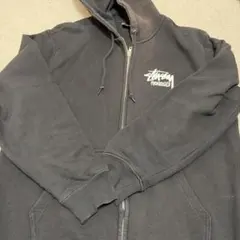 Stüssy ブラック ジップアップパーカー