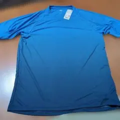 ユニクロ　ドライEXクールネックTシャツ　ライト ブルー