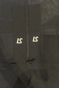 ルースイソンブラ黒サッカーソックス