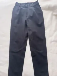 スラックスパンツ