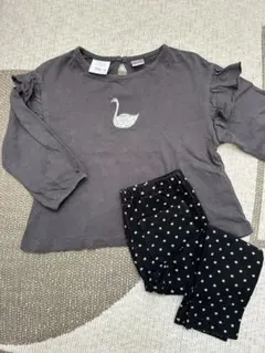 ZARAキッズフリル長袖トップス&ユニクロドットレギンス2点セット　90 92