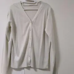 GU Vネックカーディガン　ホワイト L