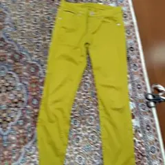 ユニクロのレギパン