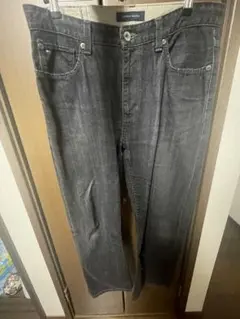 ダークグレー ストレートデニムのサムネイル