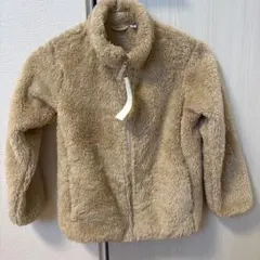 ベージュ フリースジャケット ユニクロ