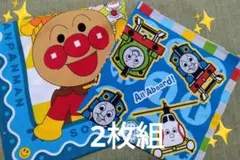 【新品】◎匿名配送◎給食用ナプキン(アンパンマン・トーマス)2枚組