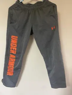 UNDER ARMOUR グレー ジャージパンツYMD 140 セット有