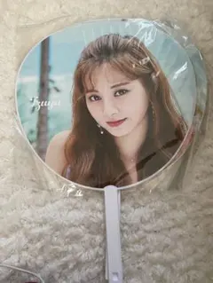 TWICE うちわ ツウィ、ナヨン、モモ、サナ
