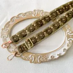 スマホショルダーストラップ／インド刺繍リボン／ハンドメイド