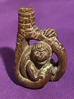 木製根付け　在銘 木製根付け 在銘 Amazon.co.jp: 正次 在銘 根付 柘植 コウモリ