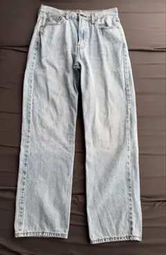 Levi's ライトブルーストレートデニム