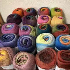 1点のみ限定！！グラデーションウールヤーン9色20玉 大容量セット