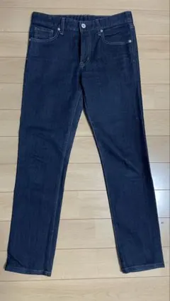 UNIQLO スキニーデニム　ジーンズ　ユニクロ