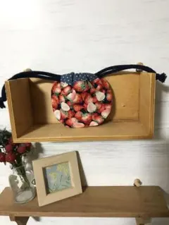 ハンドメイド品 3色いちごネイビーベース ミニミニ巾着袋
