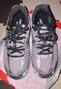 【美品】Nike Air Max MOTO 2K スニーカー　24cm