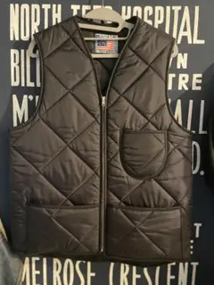 ほぼ未使用SNAP N WEARナイロンタフタ キルトベスト　ブラック