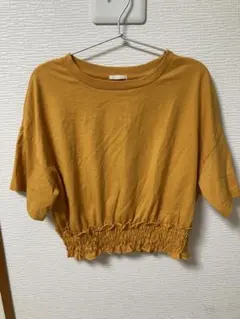 GU マスタード クロップドTシャツ Lサイズ ギャザー入り　イエロー