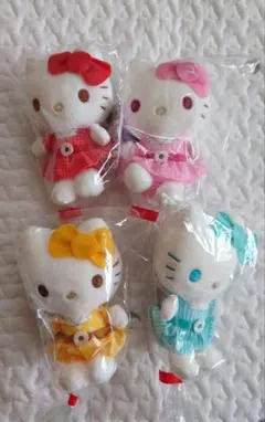 ハローキティ　レトロワンピースちょいデカマスコット　全種セット