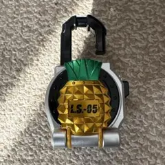 Item thumbnail for item 343fd34f-e9dc-4c5c-85c6-59ab505c634c