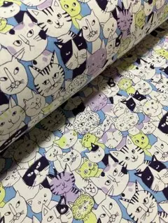 2m コミックス柄　猫　オックス生地　ハギレ　生地