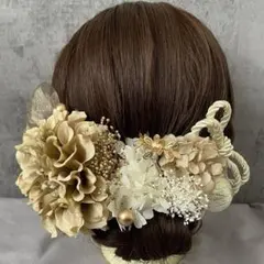 ベージュダリアの髪飾り♡成人式　結婚式　和装　振袖　袴　リボン　前撮りヘアパーツ