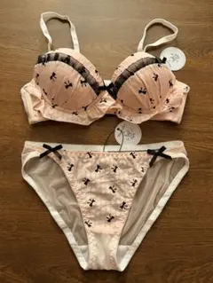 ピーチピンク×ブラックリボン チュール ランジェリーセット ブラ＆ショーツ