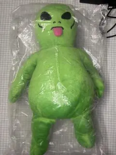 M*e様 【新品タグ付】RIPNDIP リップンディップ エイリアン ぬいぐるみのサムネイル
