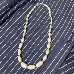 レトロなビーズネックレス　ホワイトのサムネイル