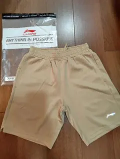 【新品未使用品】LI-NING ハーフパンツ ベージュ（XS）