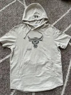 Under Armour フード付き パーカー 半袖 M プロジェクトロック