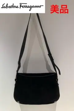 美品❗️Salvatore Ferragamo ショルダーバック ブラック