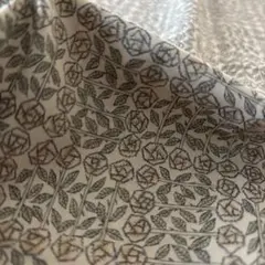 スリーピングローズ　パフスリーブプルオーバー　L リバティ・ミナペルホネン