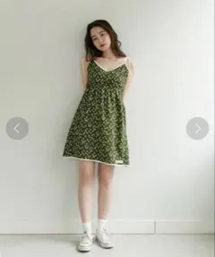 TINA:JOJUN グリーン 花柄キャミワンピース
