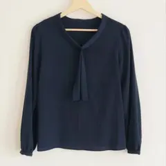 WORLD M ネイビー 長袖ブラウス ボウタイ風 フォーマル オフィス　通勤服