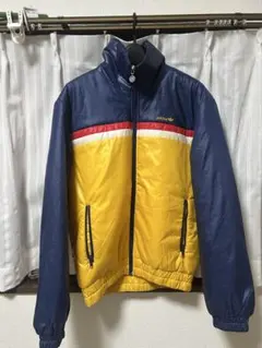 adidas ダウンジャケット