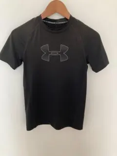 アンダーアーマーkids ヒートギア　半袖　YLG 黒