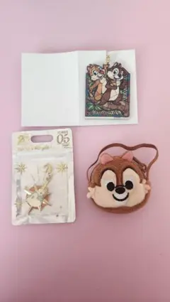 ディズニー チップとデール アクリルキーホルダー・チャーム•ぬいぐるみポシェットのサムネイル