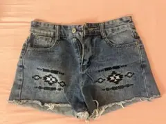 ANAP デニムショートパンツ 刺繍入りのサムネイル