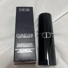 Dior Forever Skin Perfect スティックファンデーション