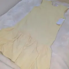 ✨新品イエローノースリーブフレアワンピース38CELFORD✨