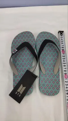 BTS IDOL ビーチサンダル 新品未使用