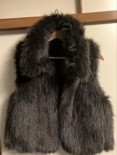 ザラZARA ファーベスト ダークグレー XS 超美品のサムネイル