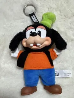 POP MART Disney グーフィー ぬいぐるみキーホルダー